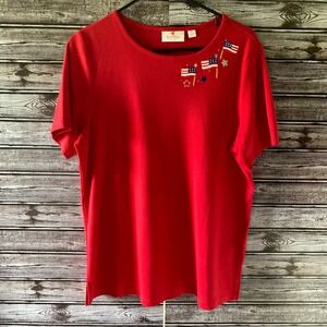 Quacker Factory Women's Short-Sleeved Top Size M Red Embroidered Flag Star